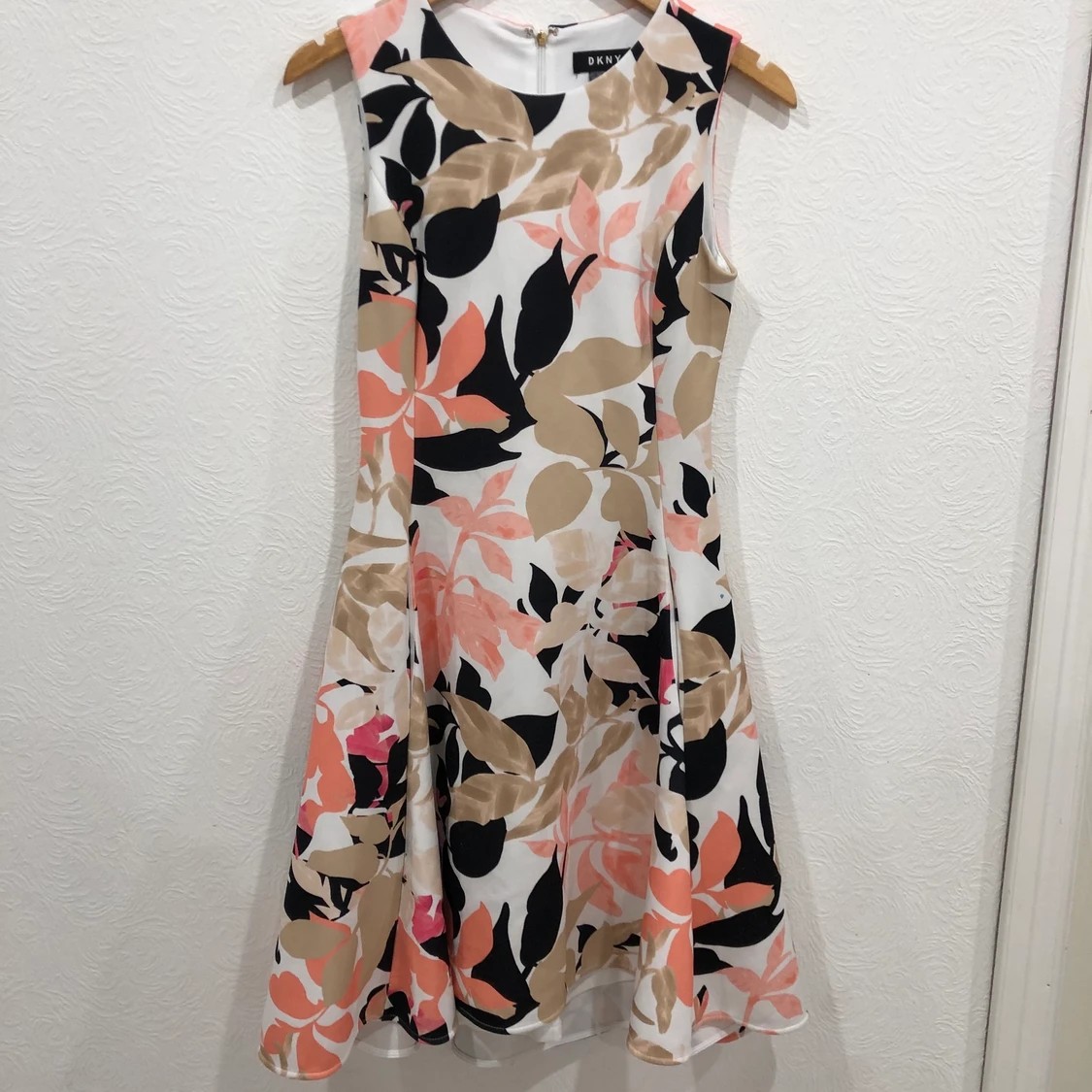 DKNY klänning 