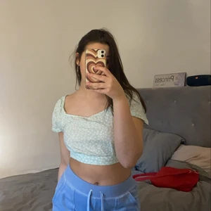 Nakd topp  - As söt somrig topp från nakd originalpris 299kr knappt använd <3 frakt ingår ej 