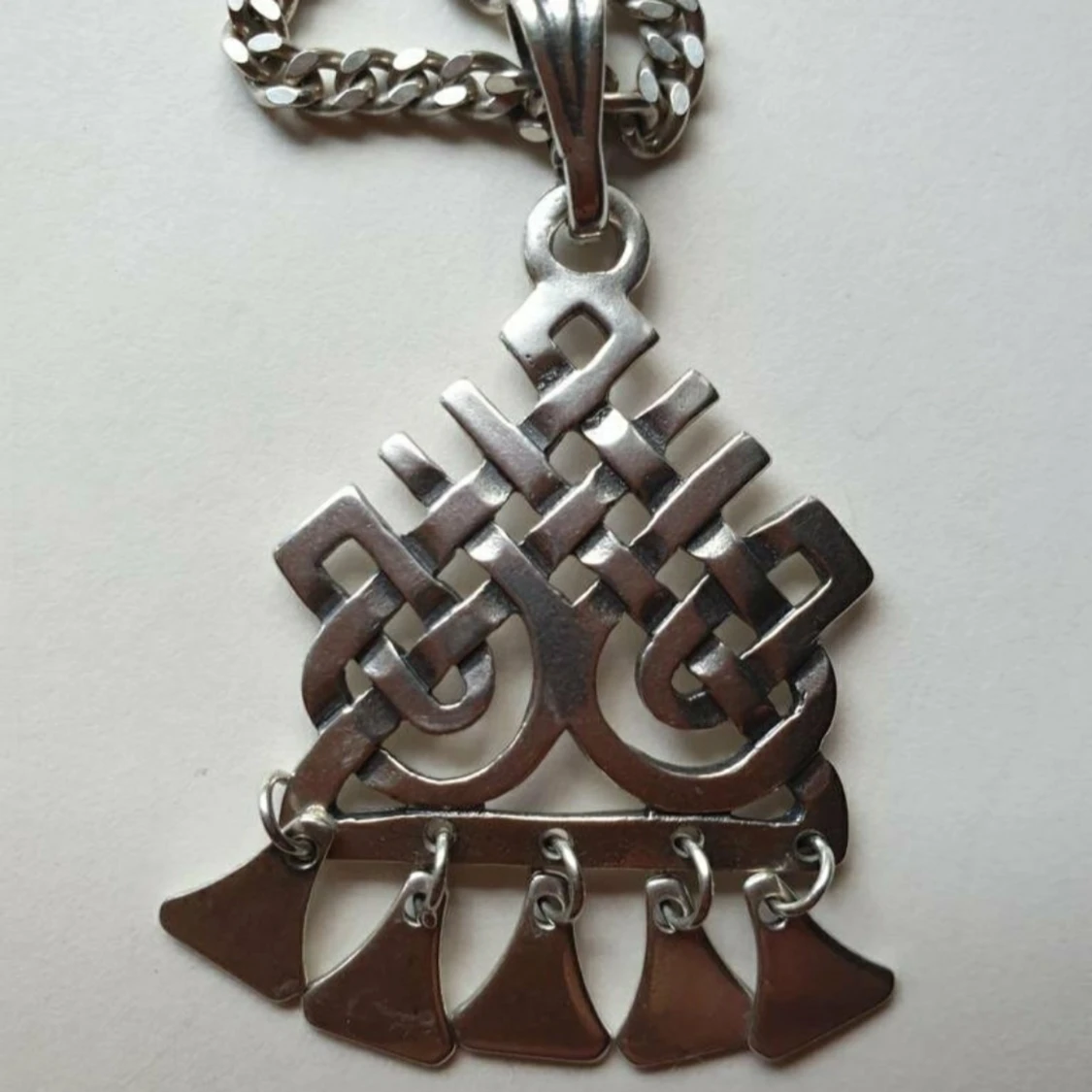 Vikinga halsband äkta silver 925 i en kedja