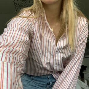 Randig oversized skjorta - Min pappas gamla skjorta som jag säljer i ett bra och fint skick:))