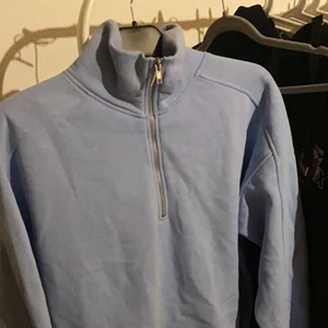 Polo sweatshirt - Nyskick, aldrig använd, köpt för 150kr