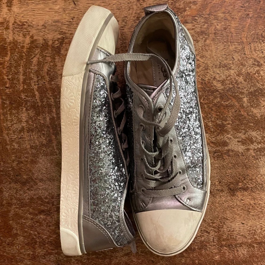Glittrig sneakers
