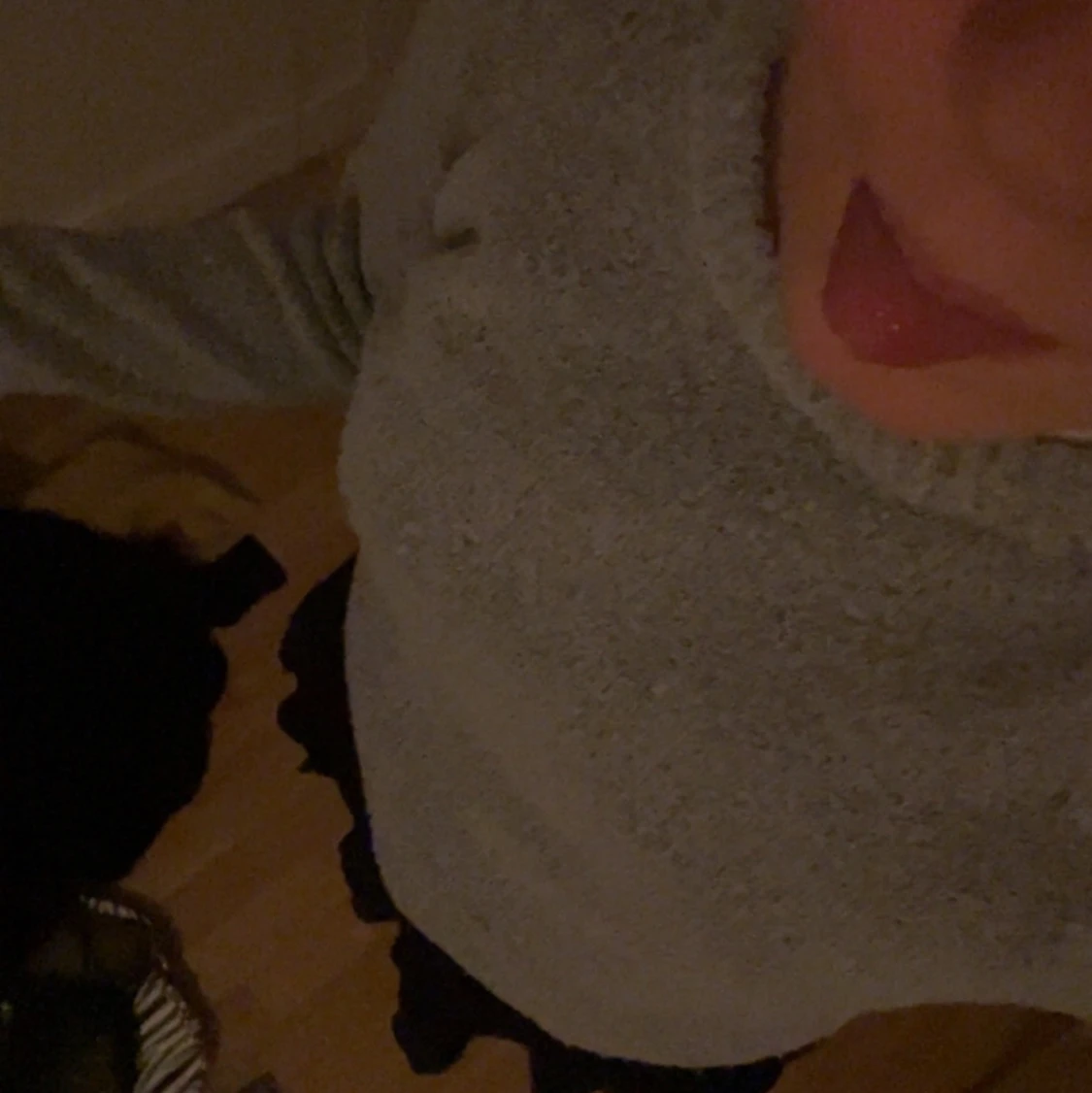 Grå stickad tröja  - 90