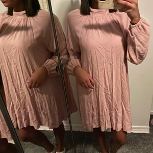 Klänning lager 157 - Rosa klänning från Lager 157. Endast testad, prislapp kvar 💕