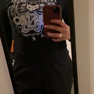 Kenzo tröja - Svart kenzo tröja storlek M 