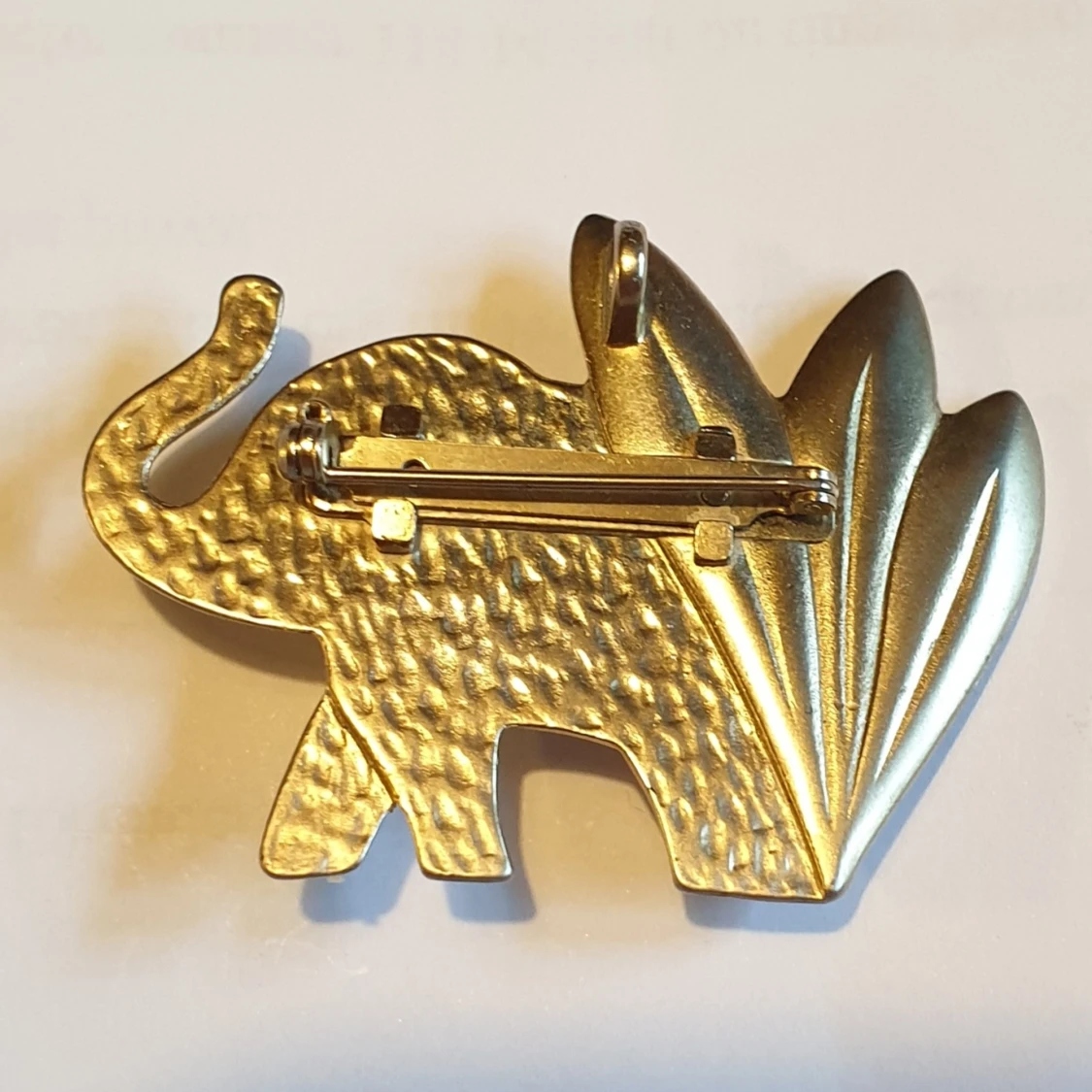 Läcker större halsbands hänge/brosh - 90