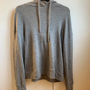 Grå hoodie - Oanvänd från New Yorker 