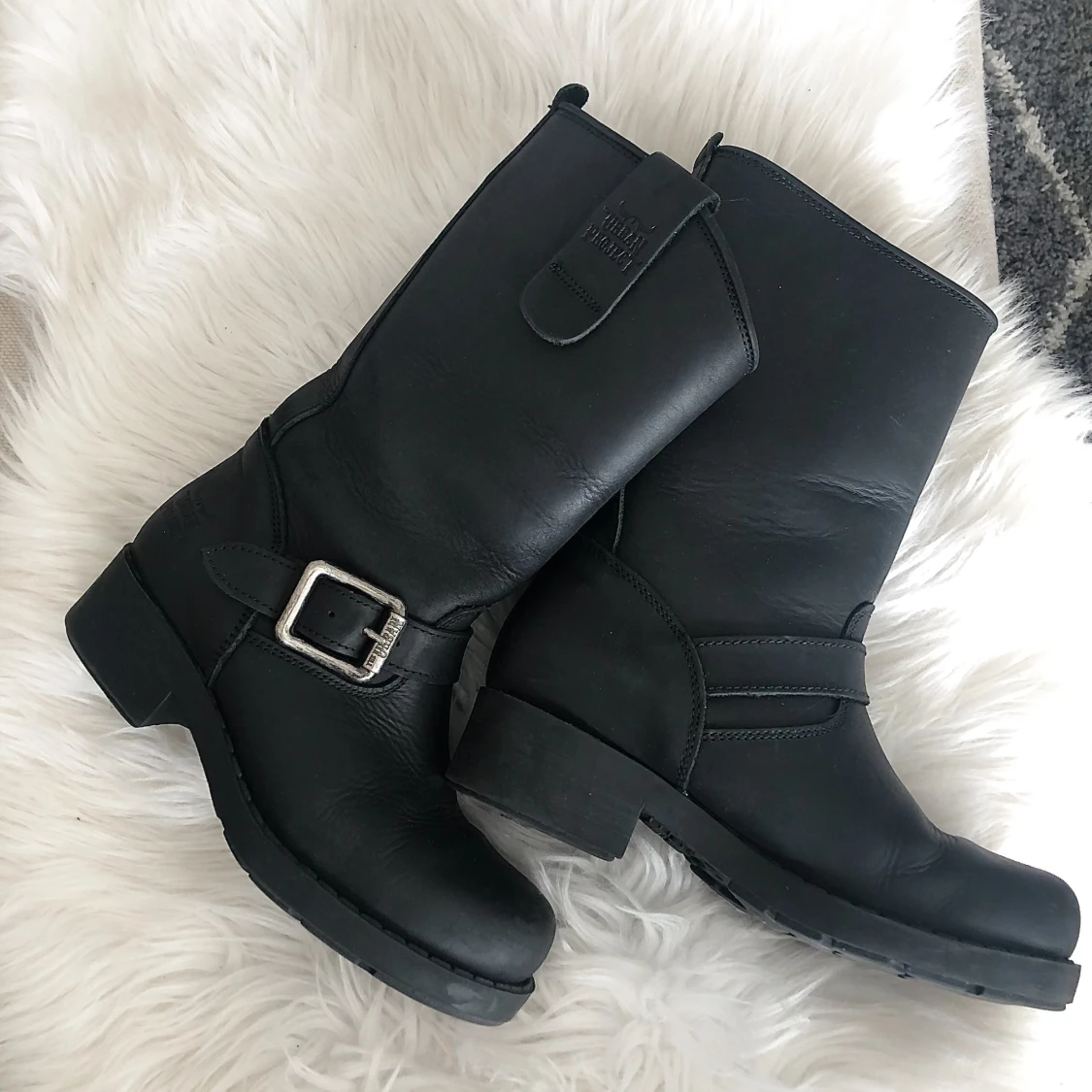 Johnny Bulls. Storlek 35, passar även en 36.