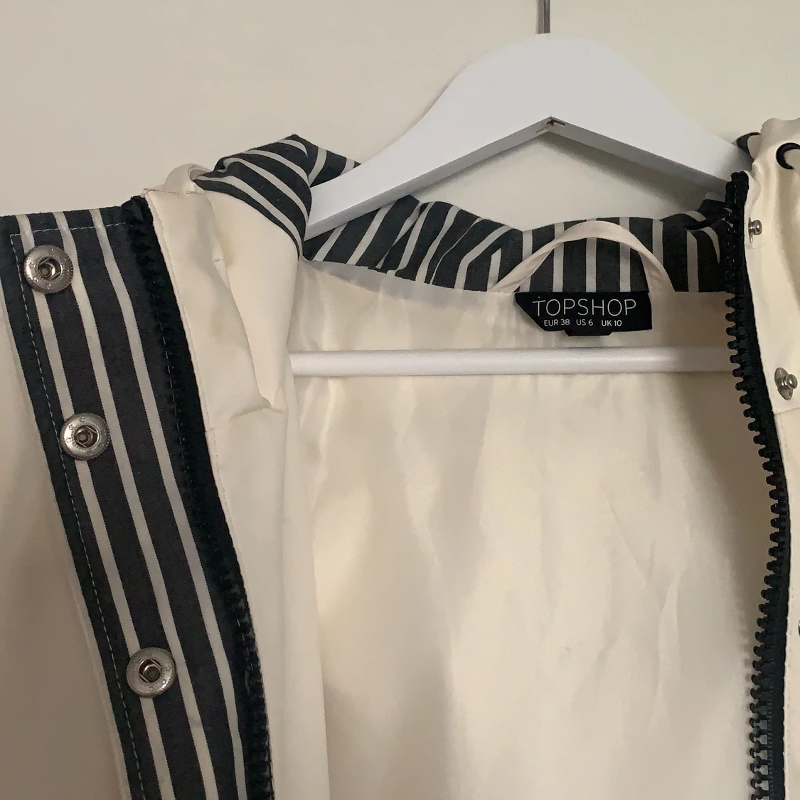 Vit regnkappa från topshop🤍☔️ - 91