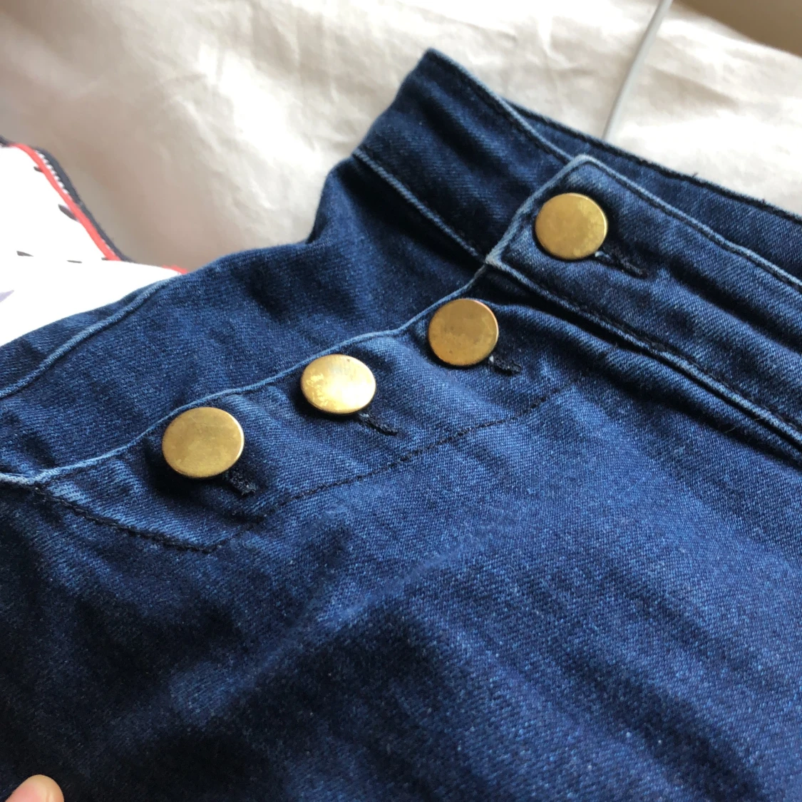 Jean Short with gold buttons - 91