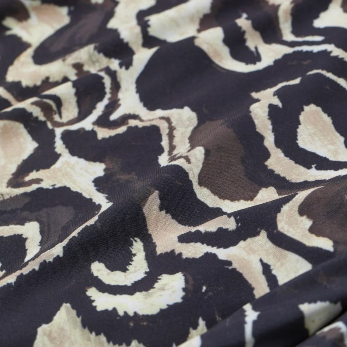 Draperad kjol hm - 90