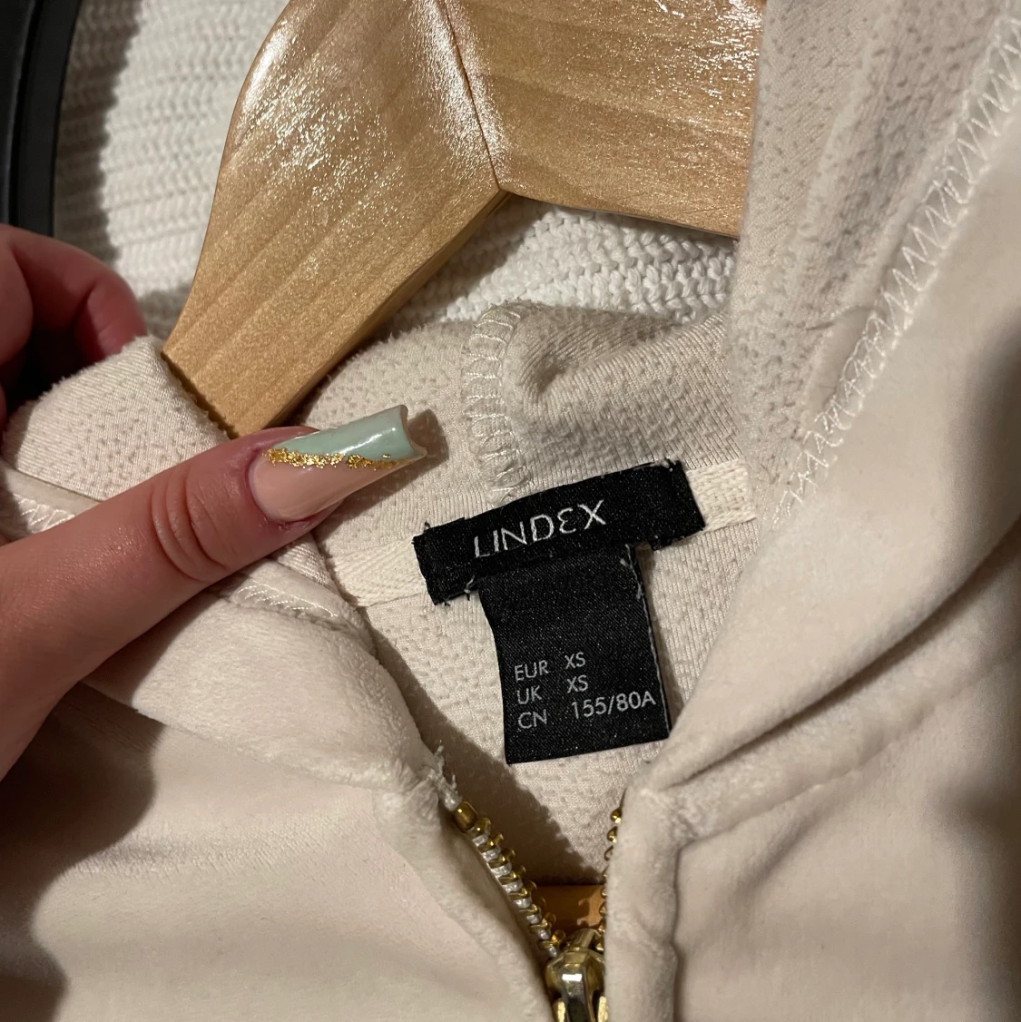 Vit Velour huvtröja - 91