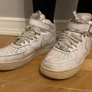 Nike sneakers - Säljer dessa för 100kr 