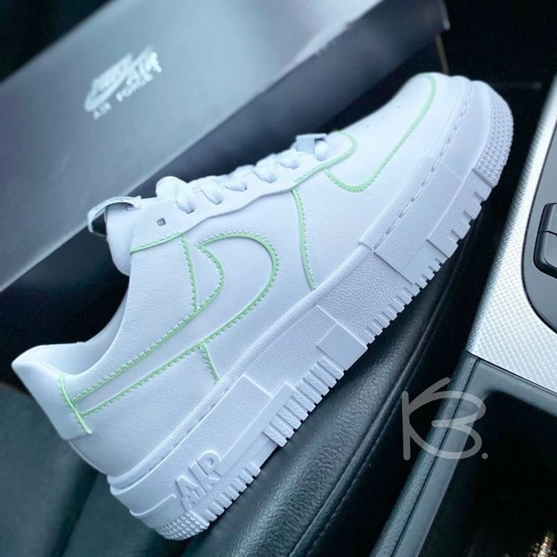 CUSTOMIZED NIKE AIR FORCE 1 PIXEL