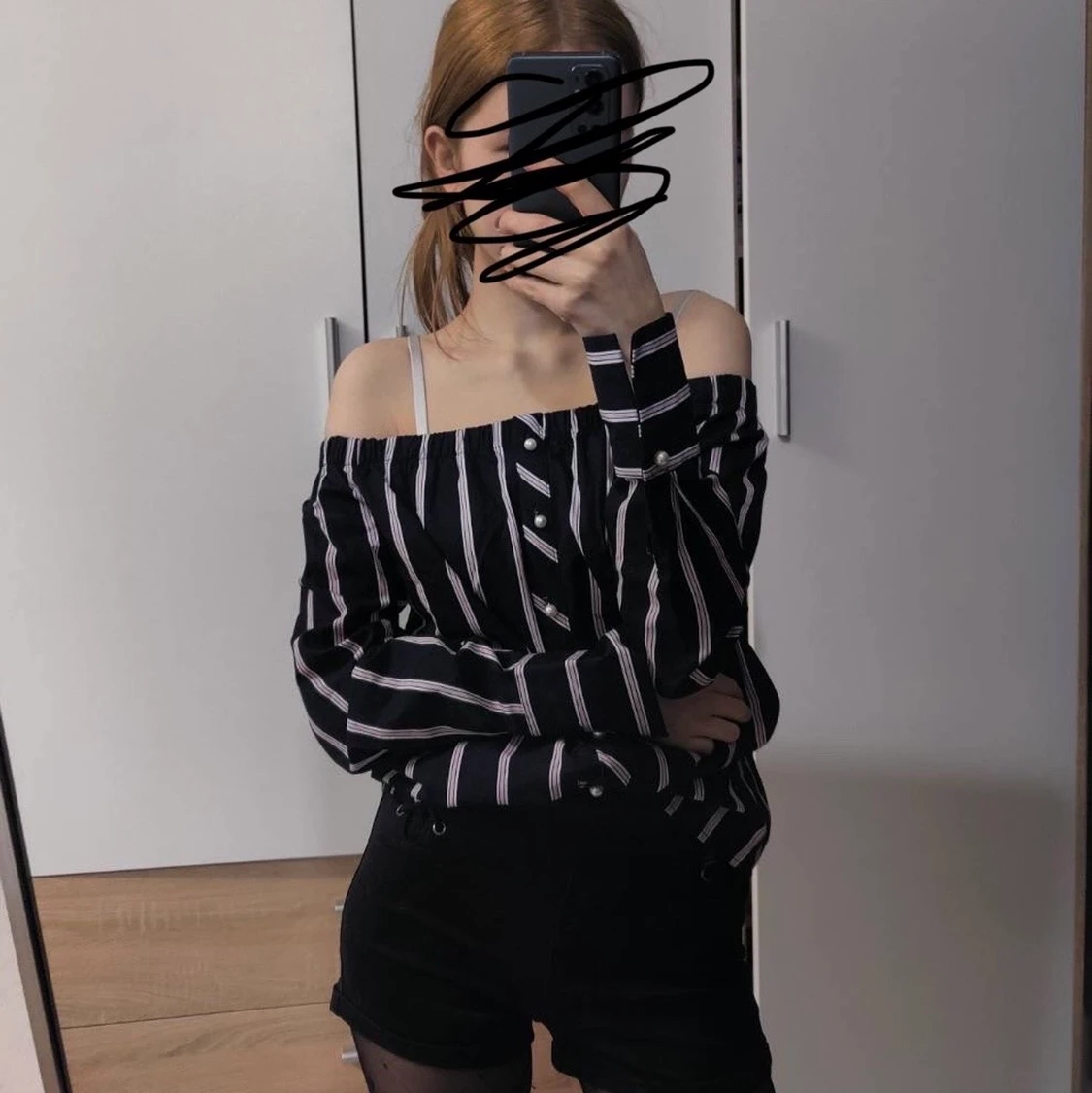 Zara off-shoulder top - 90