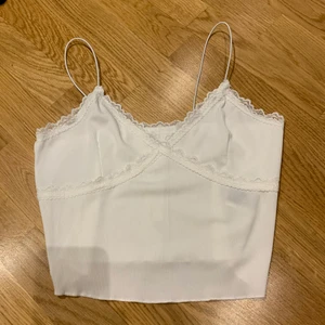 Y2K topp  - Storlek S. 120kr inkl frakt