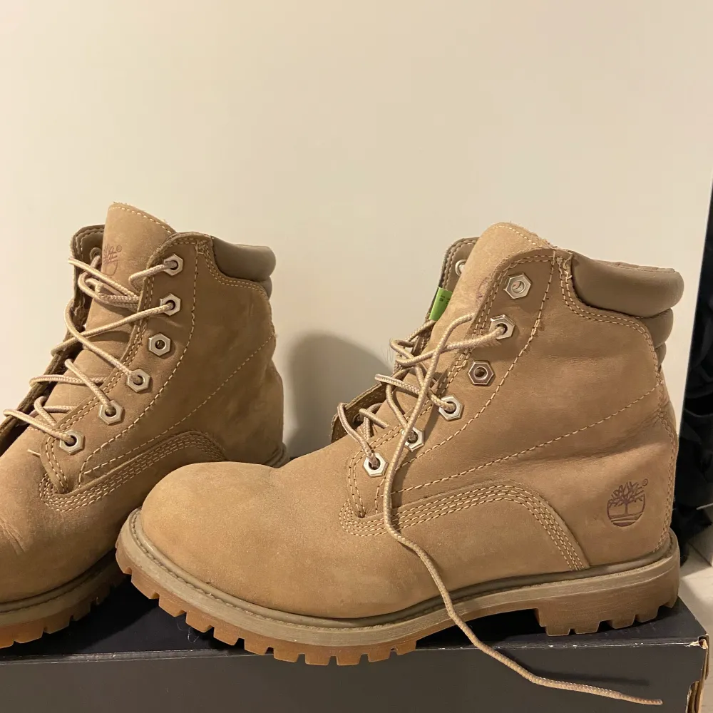 Timberland boots storlek 39. Använda typ 2 gånger #timberland #boots . Skor.