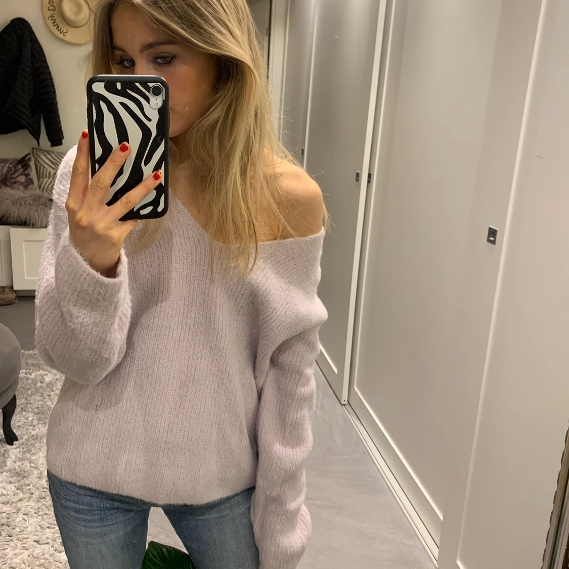 Såå fin stickad i mjukt material 💜💜💜