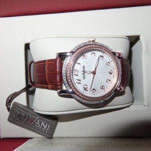 Geovani dam klocka med äkta diamanter - Swiss Made klocka med äkta diamanter med SI kvalitet 122 små som ger 0.66c och är helt ny, med låda och intyg. Fråga för mer info och bilder. 