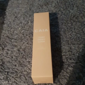 Caia setting spray - Caia setting spray.  That dewy look. Nytt, finns kvitto.