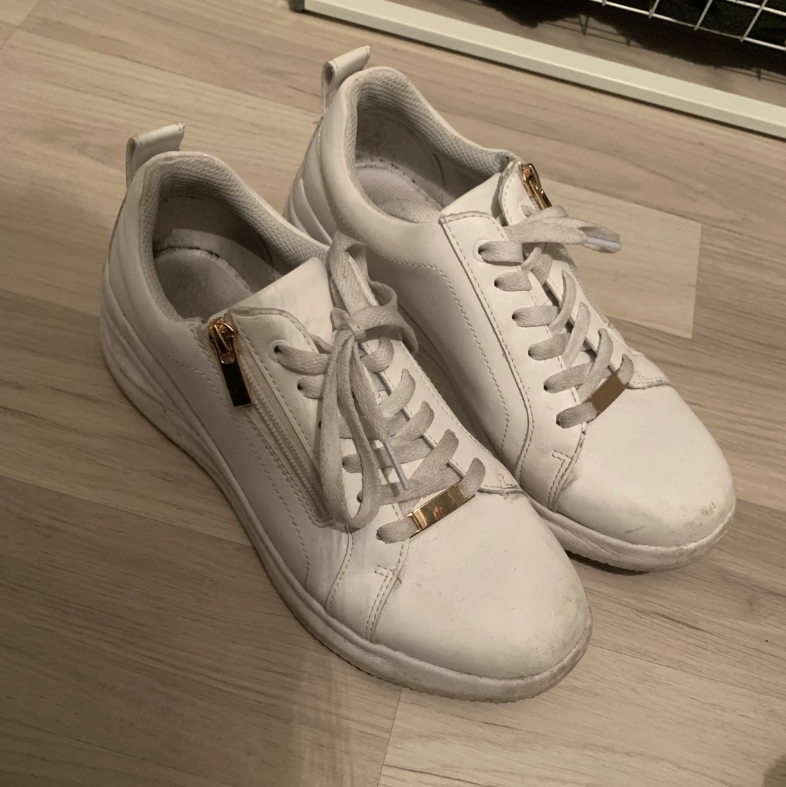 Skor använda en sommar 