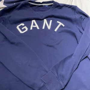 Gant overshirt size L - Säljer en gant overshirt med storlek L men passar M. Varsamt använd.