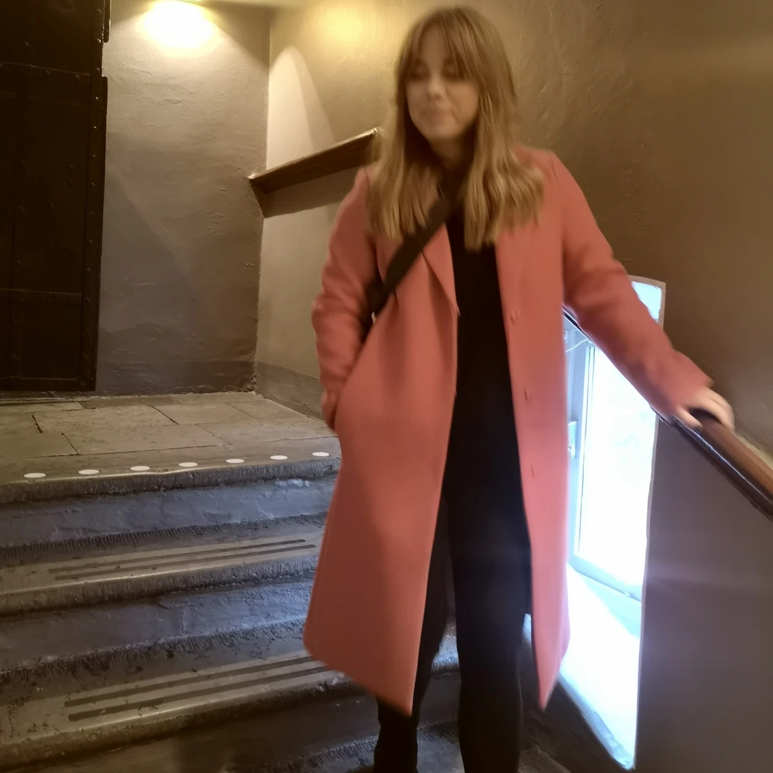 Intressekoll: Knallrosa kappa från Hm. XS - 91