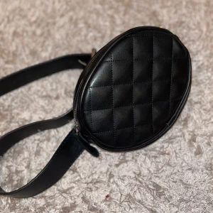 Väska - Har typ aldrig använd