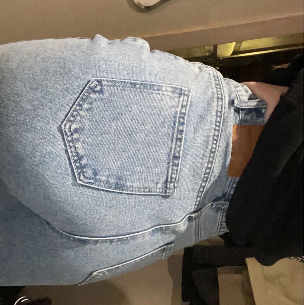 Ett par Jeans från Missguide, säljer pga dom är lite för stora för mig i rumpan. Jeans & Byxor.