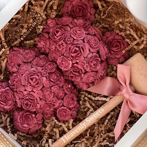 Smash Heart  - Beställ via instagram / Facebook välj färg och valfri godis 🍬 hämtas i Malmö 