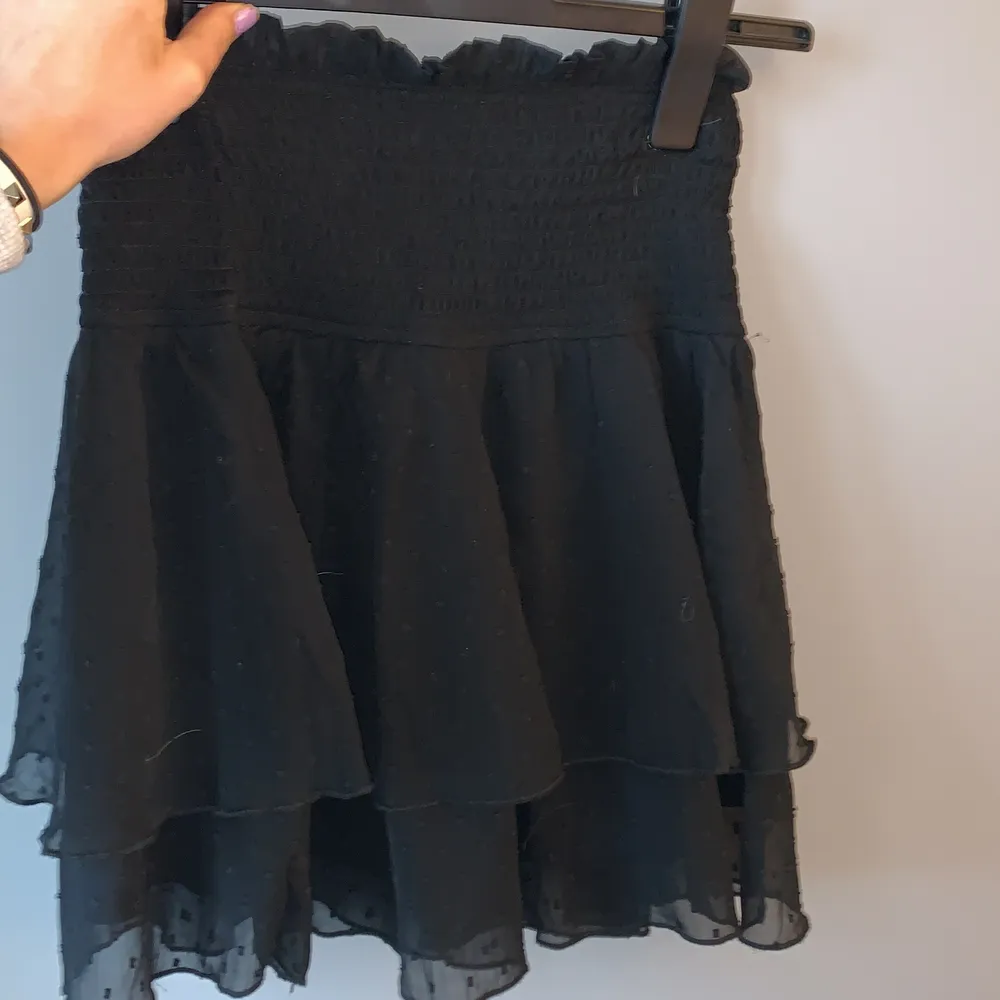 Finaste kjolen från bikbok storlek s passar mindre och större då den är stretchiga i midjan❤️. Kjolar.