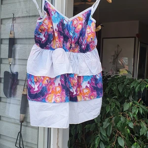 Tye and dye kotton topp  - I mycket bra skick och passar XS _ s .Den är unik topp  och matcherar med allt.f