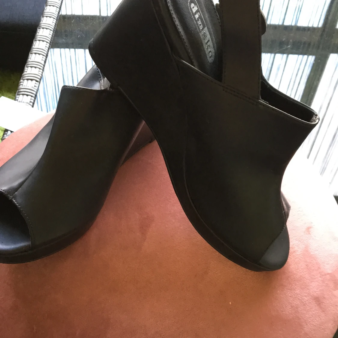 Nya och beksäma sommar skor