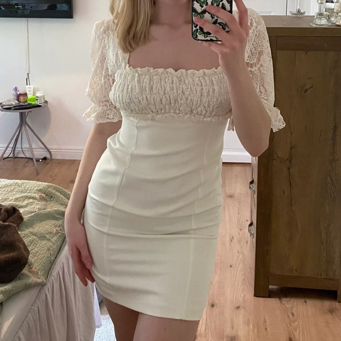 Sommar/student klänning med spets