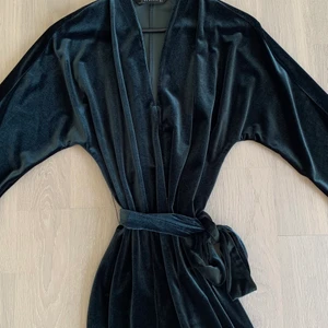Sammetsklänning  - Aldrig använd