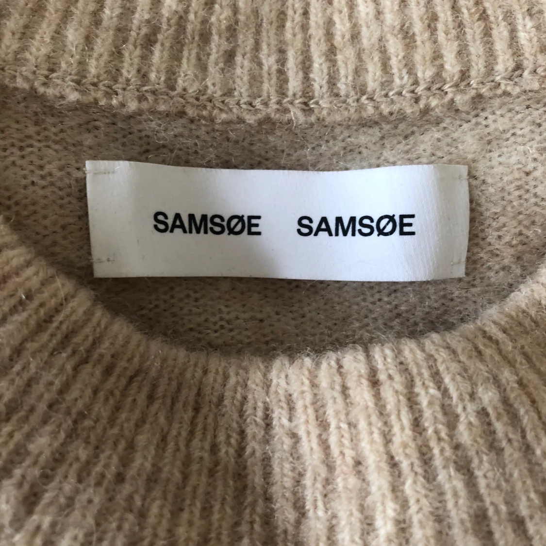 Stickad tröja  - 90