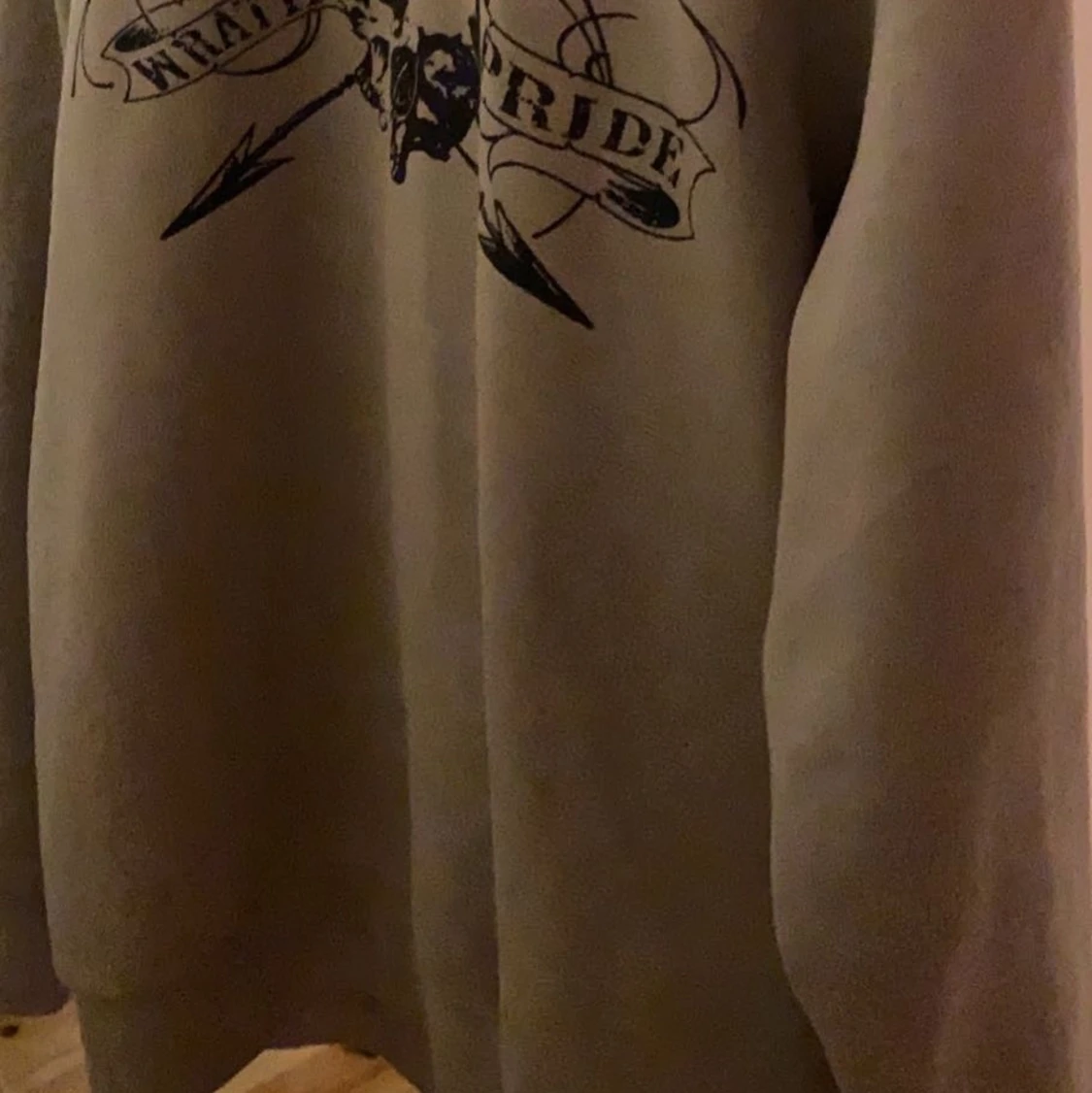 ✨Beige sweatshirt✨ - 90