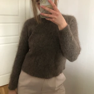 Zara kint tröja  - Super mysig och snygg brun tröja, hör av dig om du är intresserad 😊❤️