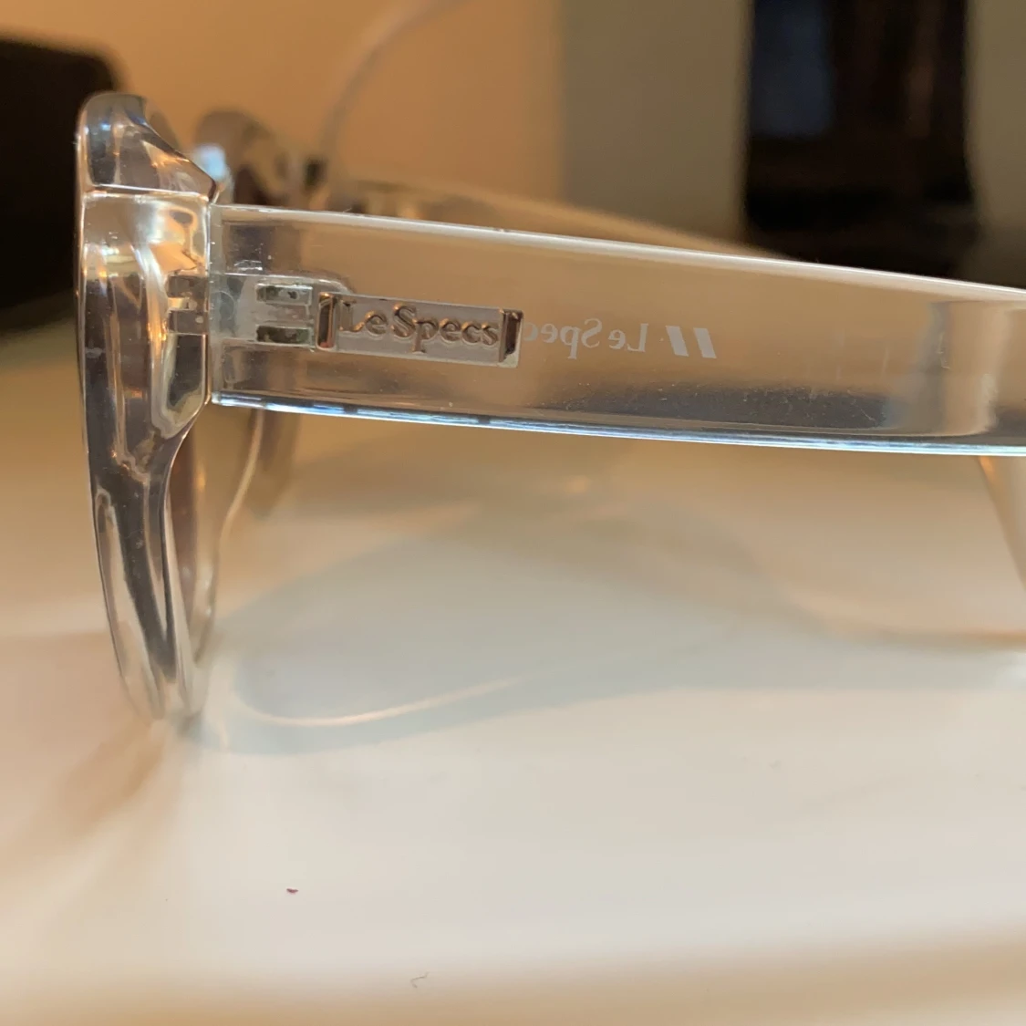 Les Specs Runaways - 90