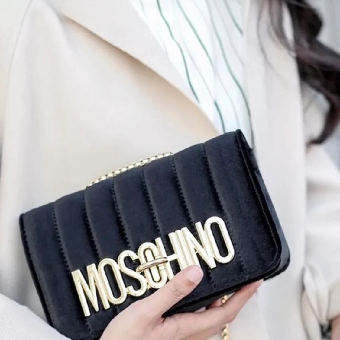 Moschino väska  - 91