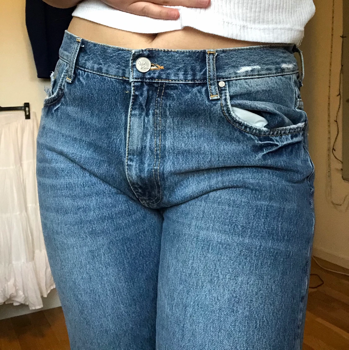 Ripped mid Rise jeans  - 90