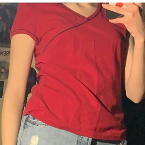 superfin röd tröja!! - 🚨ALLT PÅ MIN SIDA 30KR!!🚨 