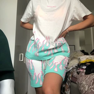 Set med flammor - Set med flammor från boohoo, inte kommit till användning💜💕🌸