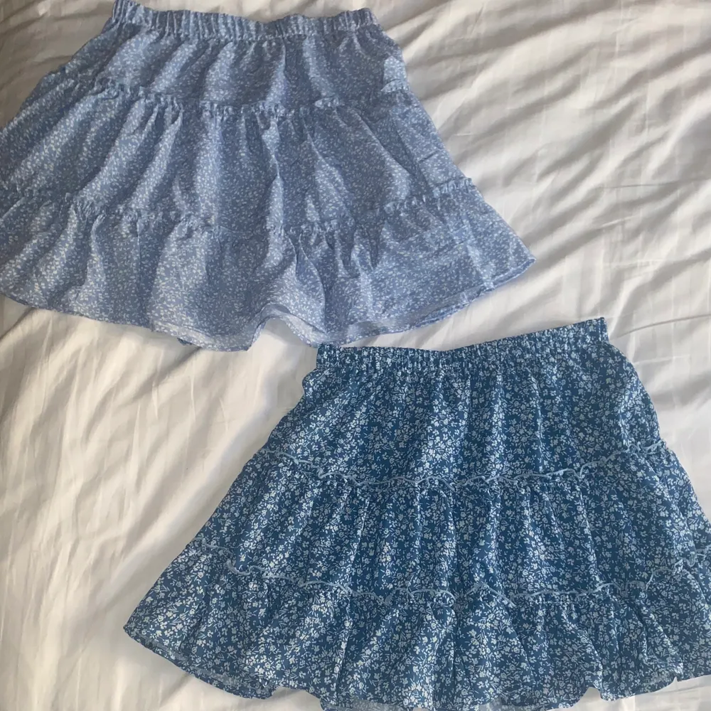 Två st kjolar ifrån shein. Helt nya, endast testade. Båda är storlek M men de är små i storleken. Båda för 150kr, en för 90kr🤍. Kjolar.