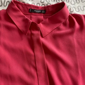 Skjortan  - Oanvänd skjorta 