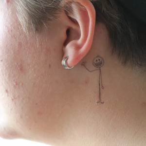 tall man - temporär tatuering i olika storlekar. priserna varierar, 25-220kr beroende på storlek. 