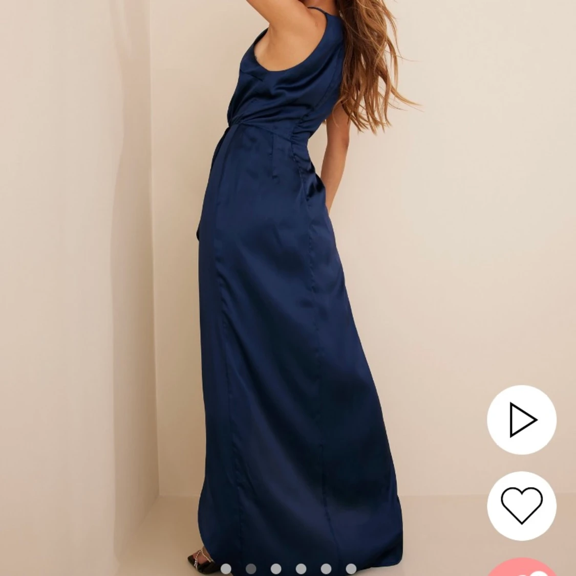 Marinblå balklänning - 91