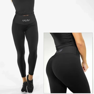 Tränings tights S - Tränings tights från Gavelo, köpts för 799. Använda ett par gånger men passar inte mig. Formar rumpan