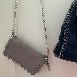 Väska tiamo  - Knappt använd 