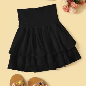 Volangkjol - Aldrig använd fick fel storlek så därför jag säljer🖤